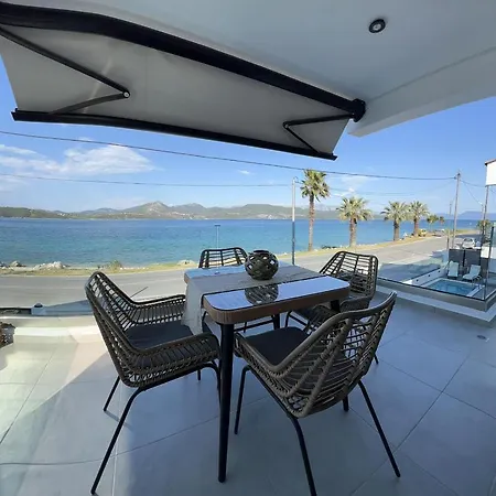 Pasithea Sea Front Λυγιά