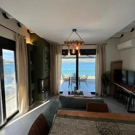 Pasithea Sea Front Λυγιά