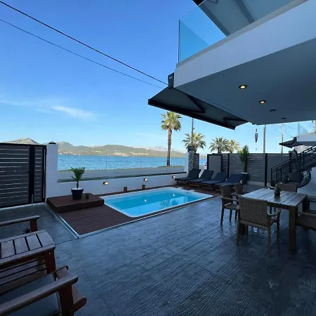 Pasithea Sea Front Διαμέρισμα